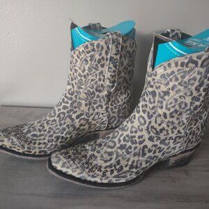 Lane Boots -  Saratoga stud booties - leopard print - embroidered - NWT - 8.5